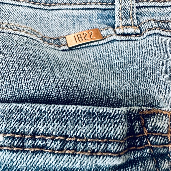 1822 Denim High Waist Frayed Crop Demi Bootcut Jeans - 16W - Picture 6 of 10